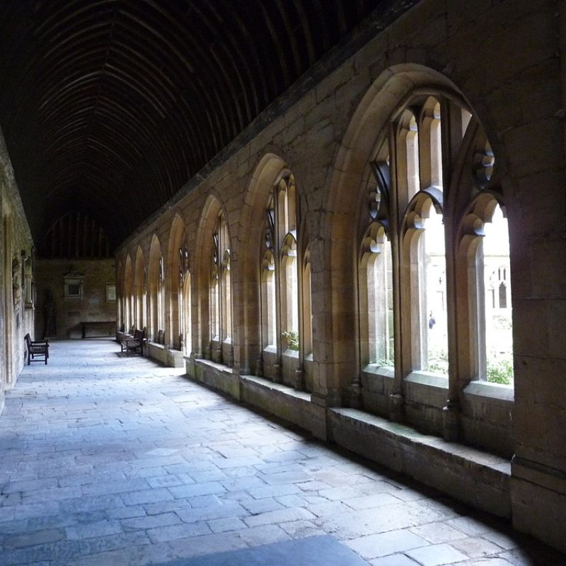 1600pxNewCollegecloisters